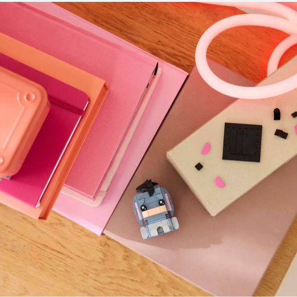 LEGO BrickHeadz Disney Eeyore (40797) NEW in Sealed Box - Picture 7 of 7